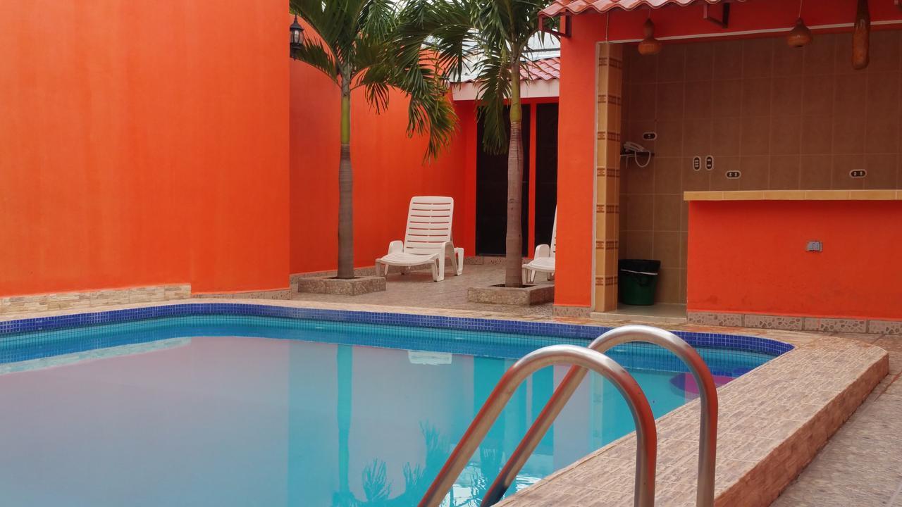 Hotel Don Vito Естелі Екстер'єр фото