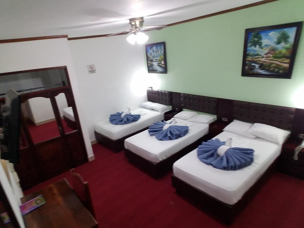 Hotel Don Vito Естелі Екстер'єр фото