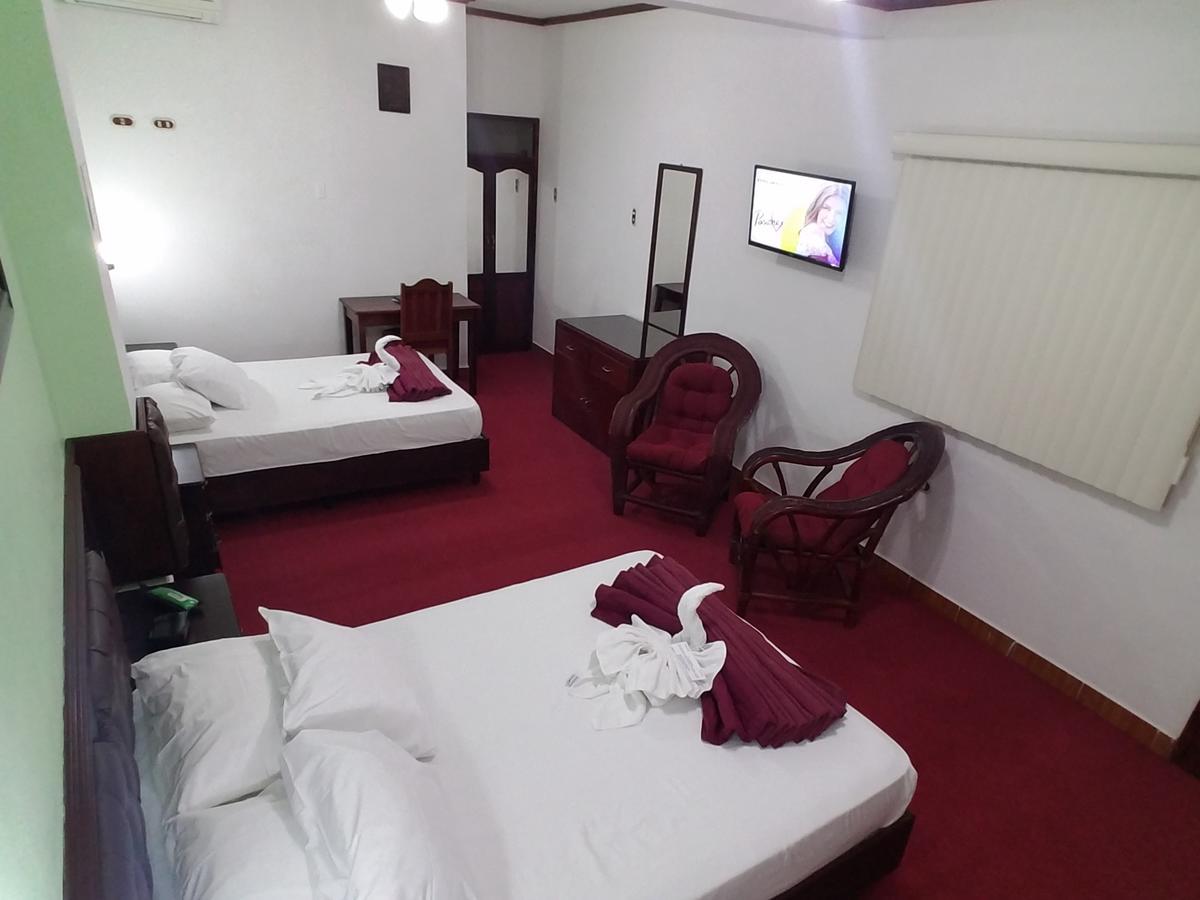Hotel Don Vito Естелі Екстер'єр фото