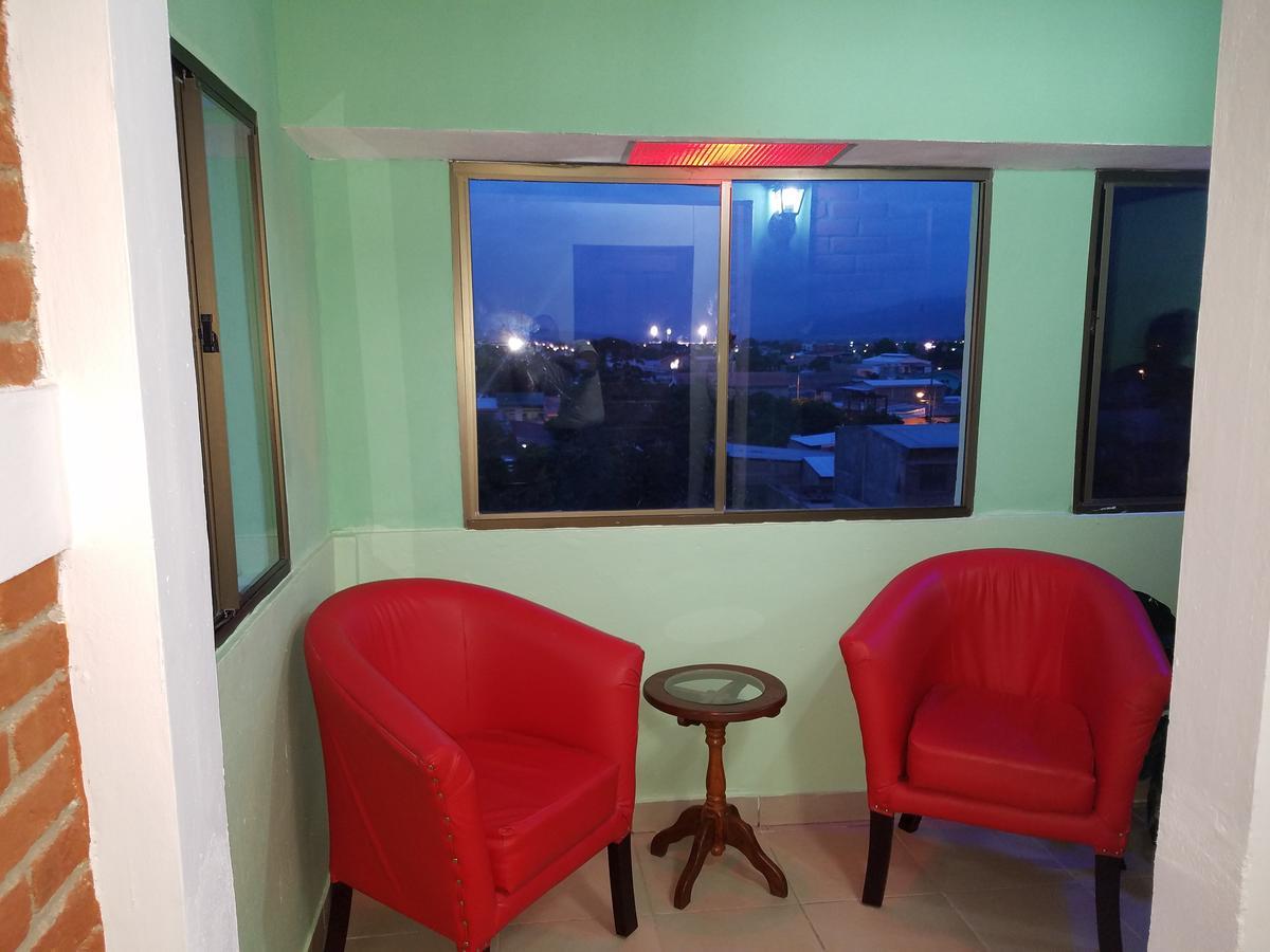 Hotel Don Vito Естелі Екстер'єр фото